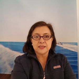 Meet your Posher, Imelda